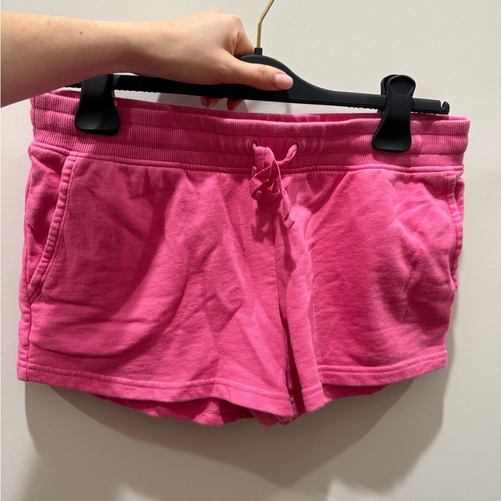 Vineyard Vines Pink Women's Shorts